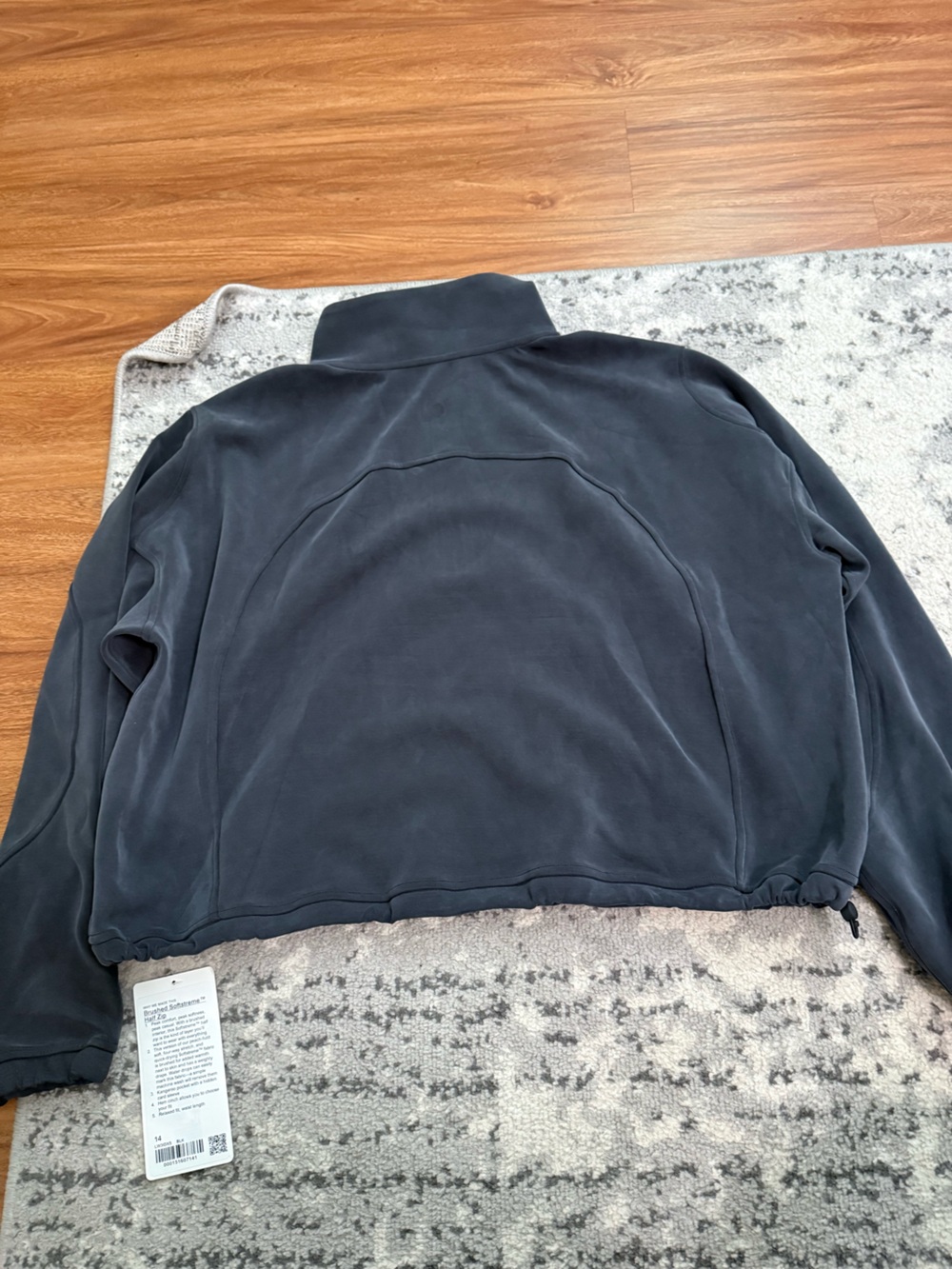Lululemon softstreme half zip - Picture 3 of 3